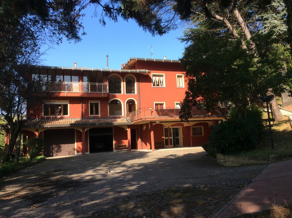 Agriturismo Mezzaluna Hotel Montalto Pavese Esterno foto
